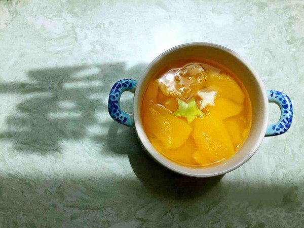 糖水黄桃罐头的做法第六步，煮完出锅